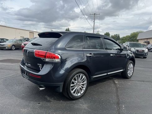 Used 2013 Lincoln MKX AWD image 9