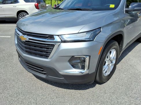 Certified 2023 Chevrolet Traverse LS FWD image 9