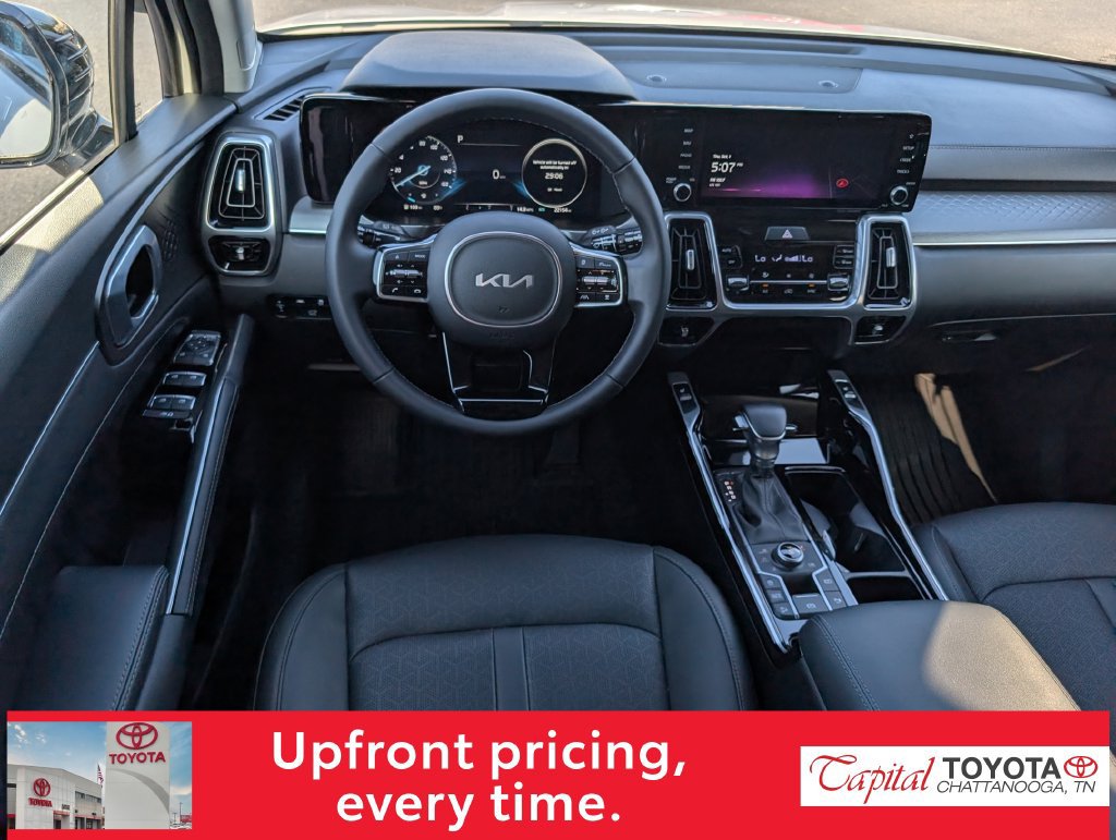 Used 2023 Kia Sorento SX AWD/4WD image 1