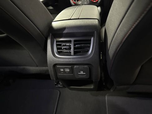 Used 2025 Chevrolet Blazer RS image 15