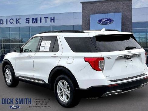 Certified 2020 Ford Explorer XLT w/ Equipment Group 202A image 4