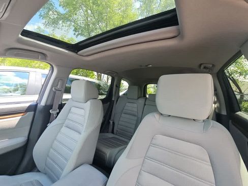 Used 2017 Honda CR-V EX image 8