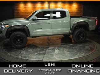 Used 2023 Toyota Tacoma TRD Off-Road w/ Black Out Package (TMS) AWD/4WD video 1