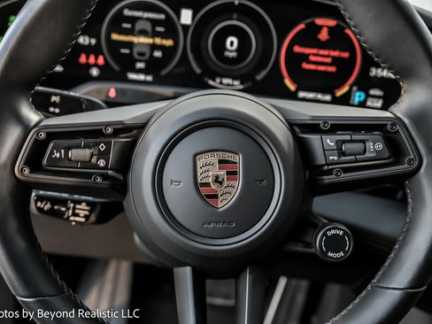 Used 2024 Porsche Taycan Turbo image 33