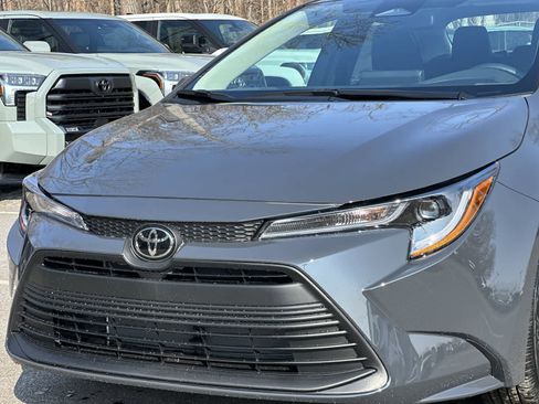 New 2026 Toyota Corolla LE image 11