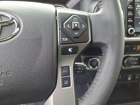 Used 2021 Toyota Tacoma Limited image 22