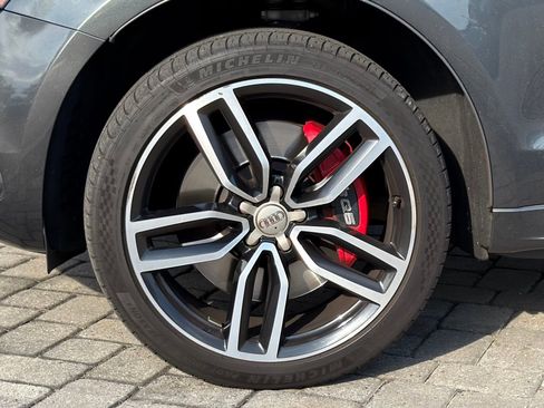 Used 2017 Audi SQ5 Premium Plus w/ Technology Package image 13