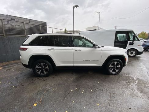 Used 2024 Jeep Grand Cherokee Limited 4xe AWD/4WD image 7