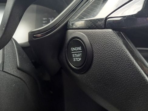 Used 2024 Ford Escape ST-Line image 25