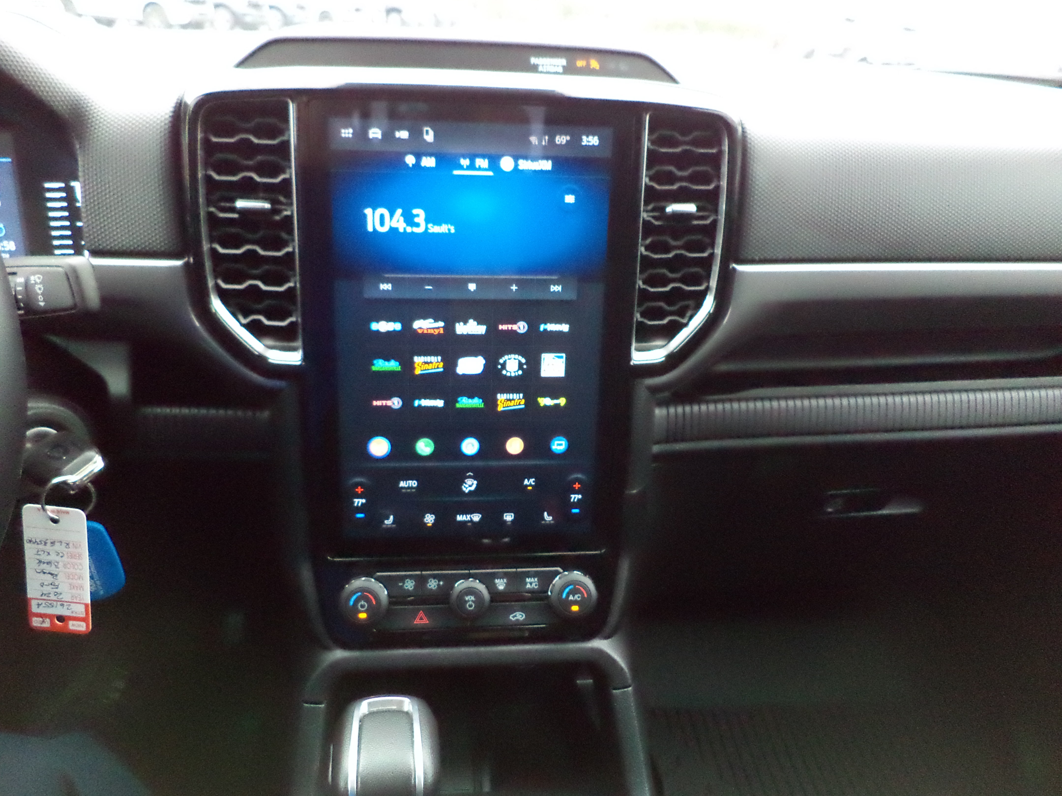 Used 2024 Ford Ranger XLT w/ Equipment Group 301A High AWD/4WD image 12