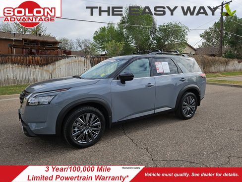 Used 2024 Nissan Pathfinder SL w/ SL Premium Package AWD/4WD image 1