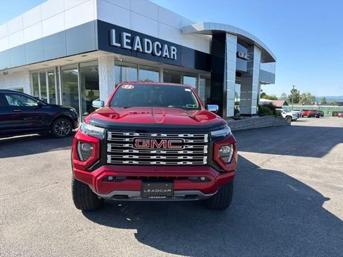 Used 2023 GMC Canyon Denali AWD/4WD image 8