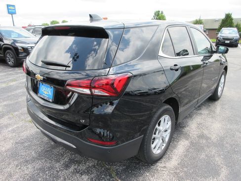 Used 2024 Chevrolet Equinox LT FWD image 5