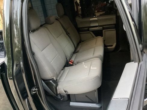 Used 2021 Ford F250 XLT w/ XLT Premium Package image 31