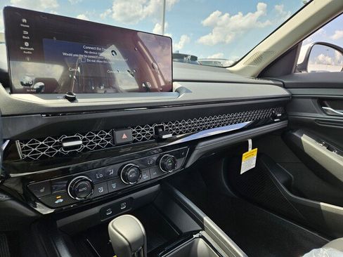 New 2025 Honda Accord EX-L image 12