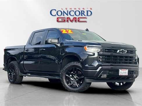 Used 2022 Chevrolet Silverado 1500 RST w/ Convenience Package II image 2