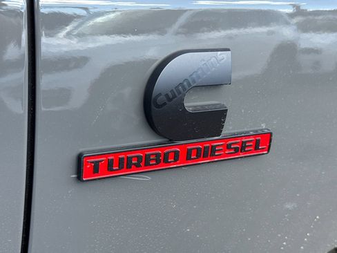 New 2026 RAM 2500 Big Horn AWD/4WD image 9