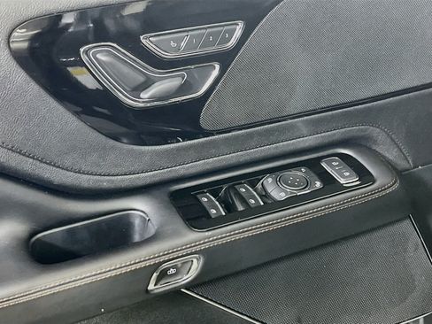 Used 2023 Lincoln Aviator AWD w/ Premium Package image 18