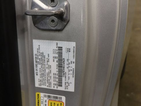 Used 2019 Ford Mustang Coupe image 9