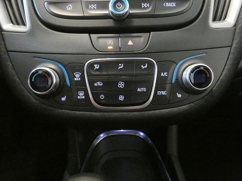 Used 2024 Chevrolet Malibu LT FWD image 13