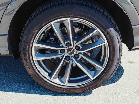 New 2025 Audi Q3 2.0T Premium image 12