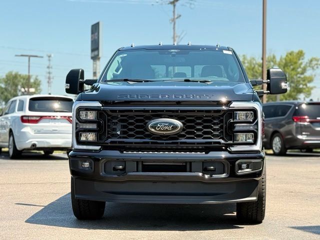 New 2026 Ford F350 XLT w/ XLT Premium Package AWD/4WD image 39