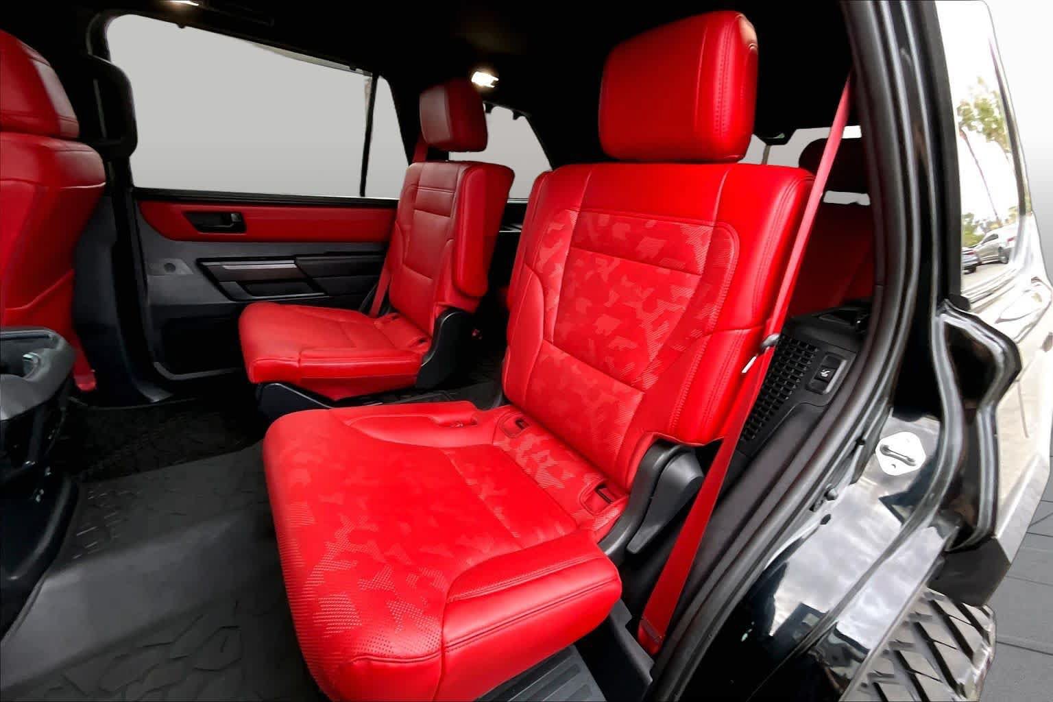 Used 2025 Toyota Sequoia TRD Pro AWD/4WD image 18