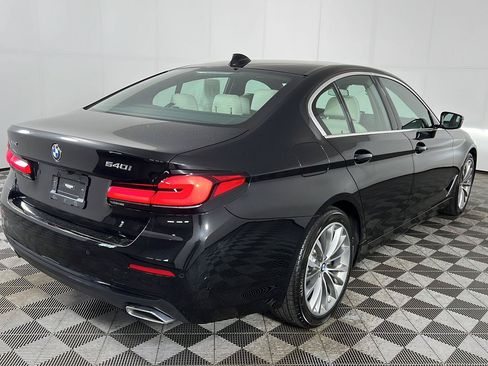 Used 2023 BMW 540i xDrive w/ Premium Package AWD/4WD image 17