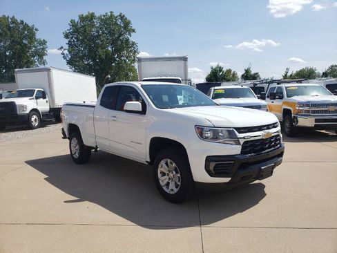 Used 2022 Chevrolet Colorado LT w/ Fleet Safety Package RWD image 5