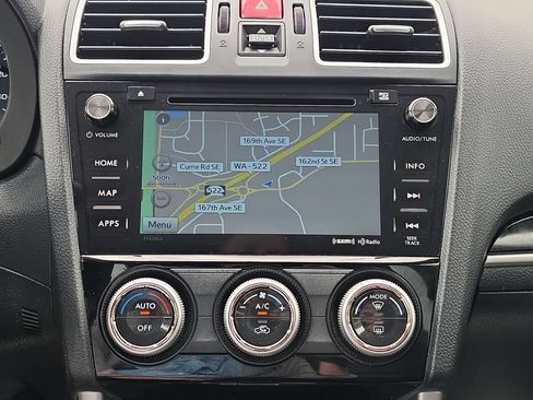 Used 2018 Subaru Forester 2.5i Limited AWD/4WD image 15