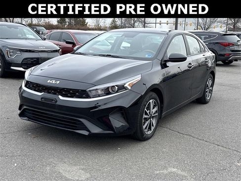 Used 2023 Kia Forte LXS image 5