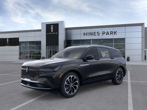 New 2026 Lincoln Nautilus Reserve image 1