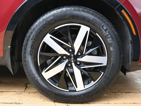 Used 2023 Kia Sorento S w/ Panoramic Sunroof Package image 15