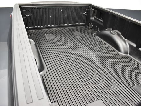 Used 2022 Ford F150 XLT image 37