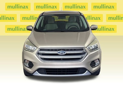 Used 2017 Ford Escape SE FWD image 15