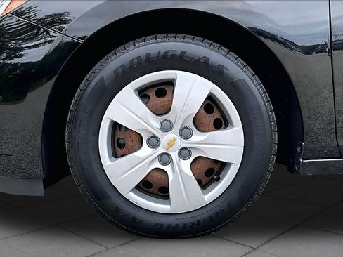 Used 2018 Chevrolet Cruze LS FWD image 11