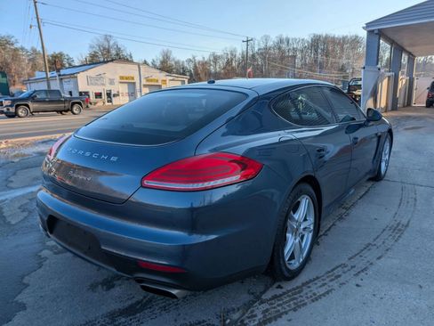 Used 2014 Porsche Panamera 4 image 4
