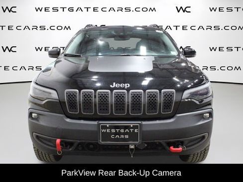 Used 2022 Jeep Cherokee Trailhawk image 4