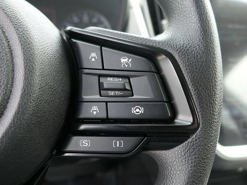 Used 2025 Subaru Crosstrek 2.5i Premium w/ Crosstrek Mirror Package AWD/4WD image 14