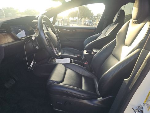 Used 2021 Tesla Model X Long Range AWD/4WD image 7