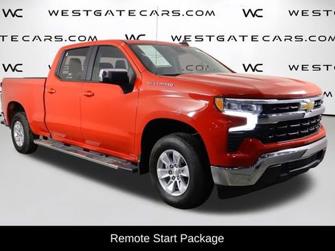 Used 2024 Chevrolet Silverado 1500 LT w/ Protection Package RWD image 4