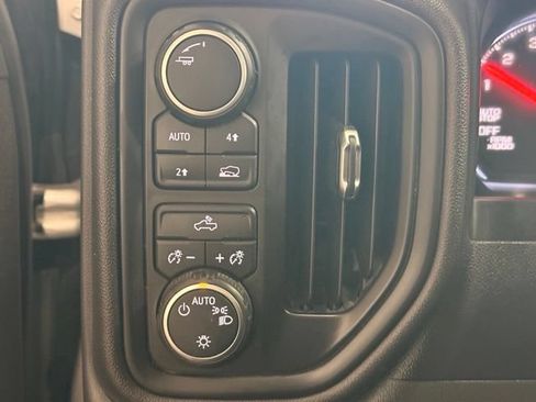 Used 2021 Chevrolet Silverado 1500 Custom AWD/4WD image 10