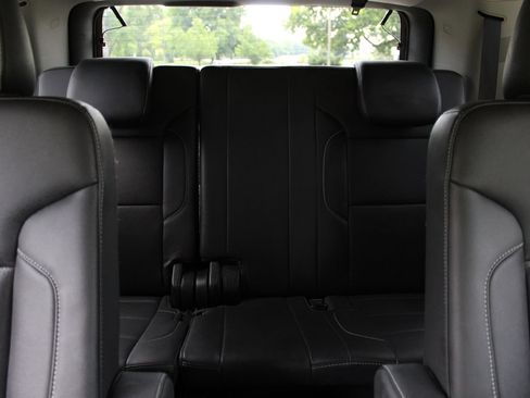 Used 2019 Chevrolet Tahoe Premier AWD/4WD image 15