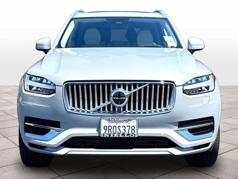 Used 2025 Volvo XC90 T8 Ultra w/ Protection Package Premier AWD/4WD image 3