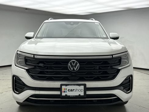 Used 2024 Volkswagen Atlas SEL Premium R-Line AWD/4WD image 8