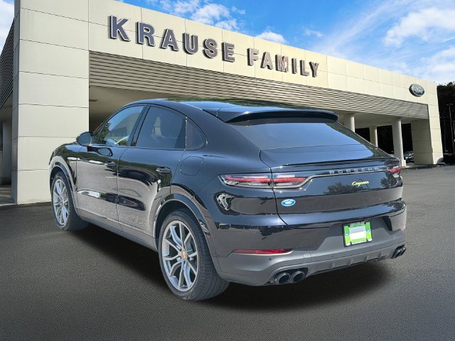 Used 2022 Porsche Cayenne Platinum Edition AWD/4WD image 6