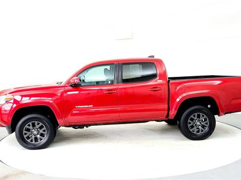 Used 2023 Toyota Tacoma SR5 image 3