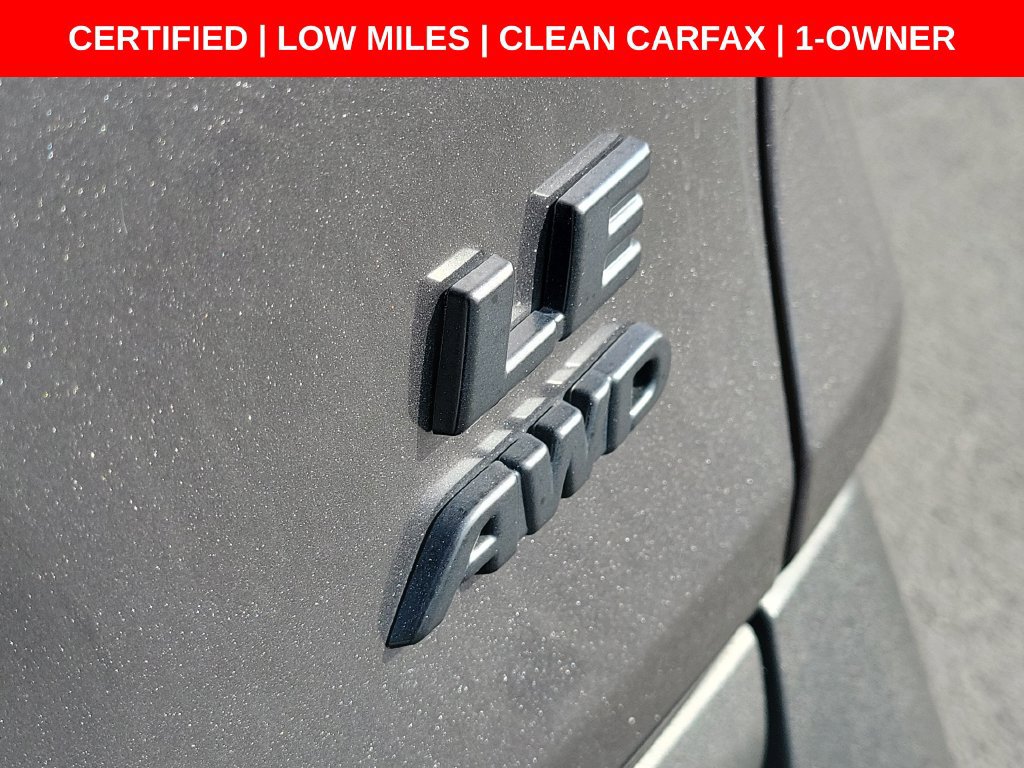 Used 2022 Toyota RAV4 LE AWD/4WD image 10