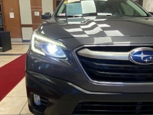 Used 2022 Subaru Outback Limited image 9