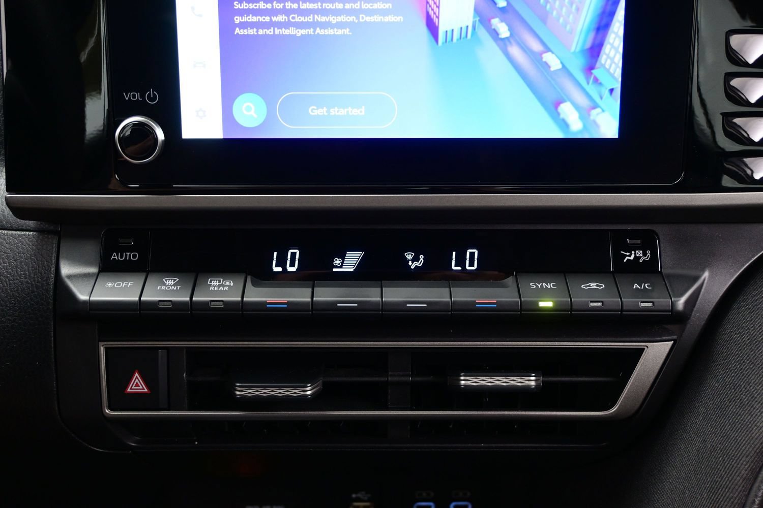 Used 2025 Toyota Camry LE FWD image 19